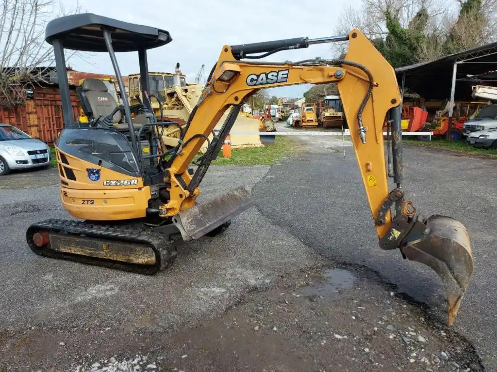 CASE CX26B – Mini-pelle compacte d’occasion – Performante et maniable – Image 2