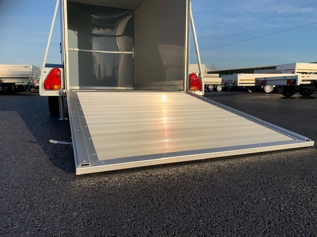 Fourgon Lider 42930 avec pont porte arrière – Léger et robuste 400 kg à vide – Image 2