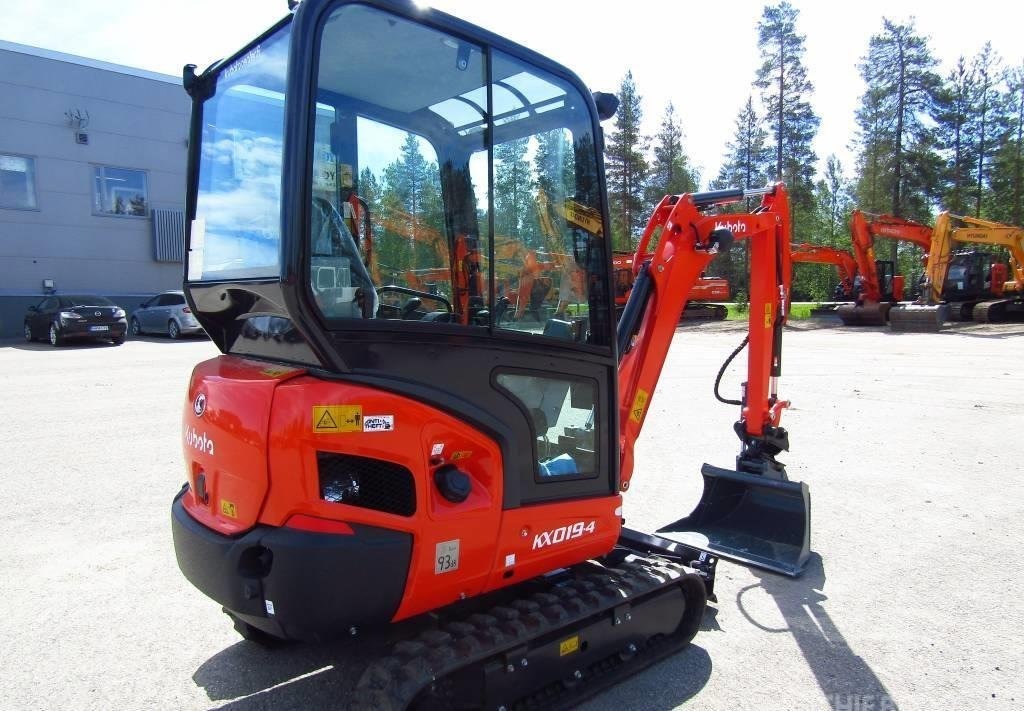 Kubota KX019-4 (2022) – Mini-pelle 1,9T – 10 h – État Neuf – 3 godets – Prête à l’emploi – Image 10