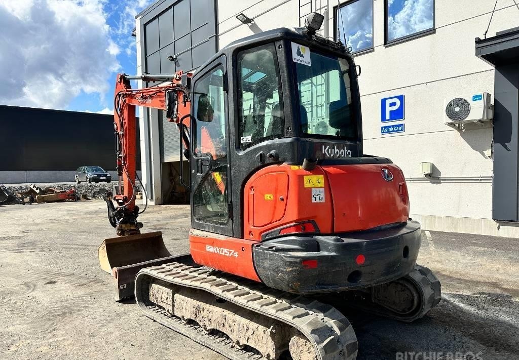 Kubota KX057-4 (2018) – Mini-pelle 5,6T – 5 600 h – Révisée – 3 godets inclus – Image 12