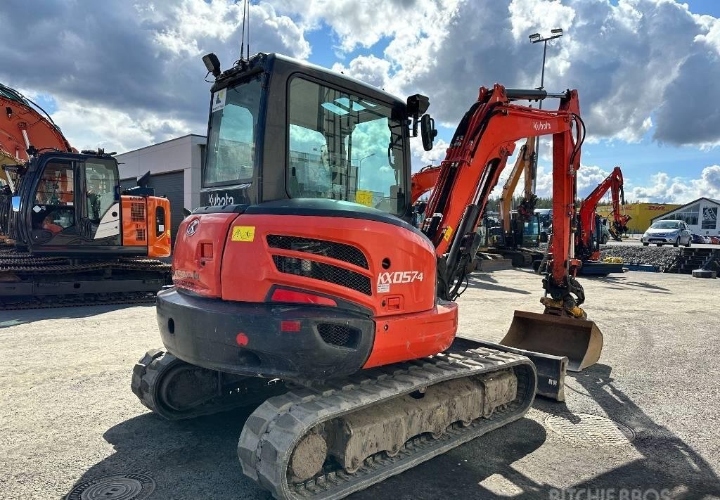Kubota KX057-4 (2018) – Mini-pelle 5,6T – 5 600 h – Révisée – 3 godets inclus – Image 11