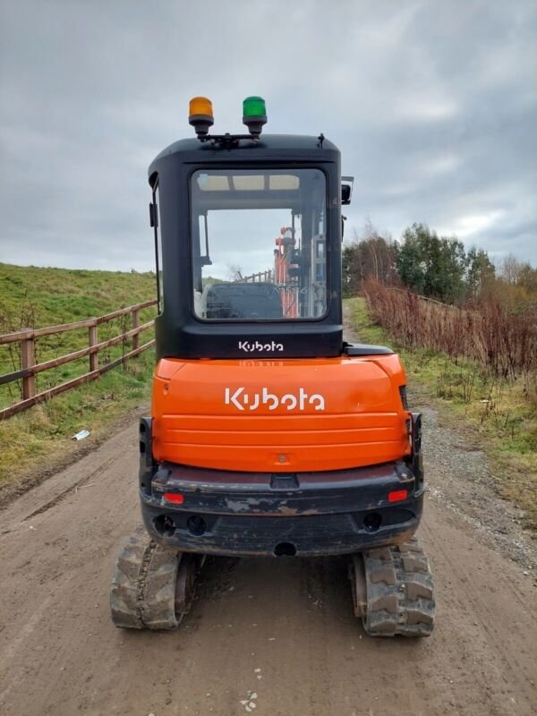 Kubota KX71-3 (2012) – Mini-pelle 2,5T – 2 534 h – 3 godets – Excellente condition – Image 7