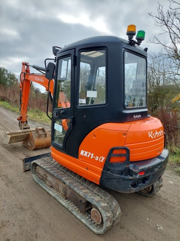 Kubota KX71-3 (2012) – Mini-pelle 2,5T – 2 534 h – 3 godets – Excellente condition – Image 3