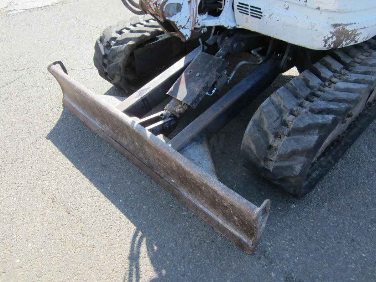 Kubota U25-3 (2005) – Mini-pelle 2,6T – 6 333 h – Révisée – 3 godets – Attache rapide – Image 3