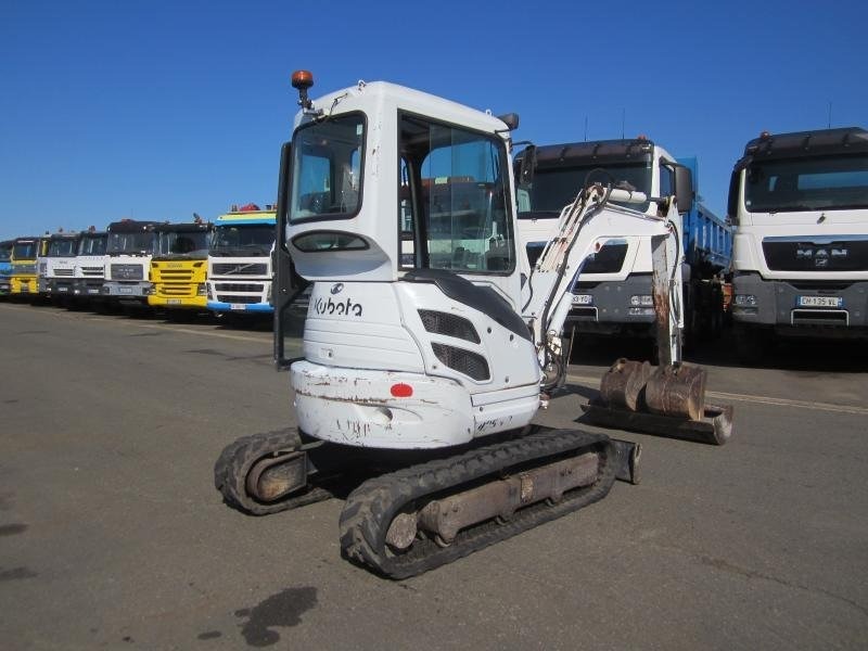 Kubota U25-3 (2005) – Mini-pelle 2,6T – 6 333 h – Révisée – 3 godets – Attache rapide – Image 10