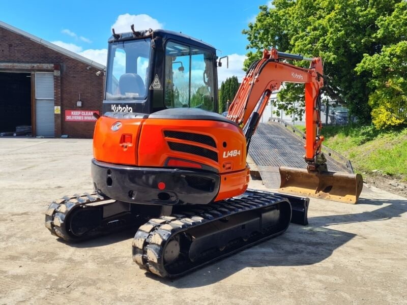 Kubota U48-4 (2011) – Mini-pelle 5 tonnes – 3 765 heures – Entièrement révisée