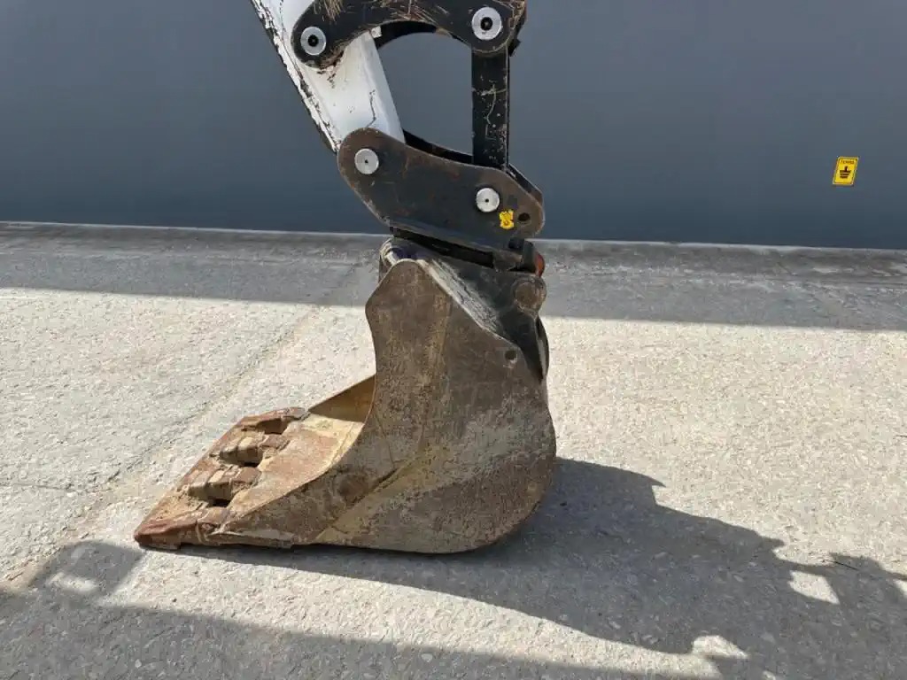 Mini-pelle BOBCAT E62 – Occasion en bon état, prête à l’emploi – Image 18