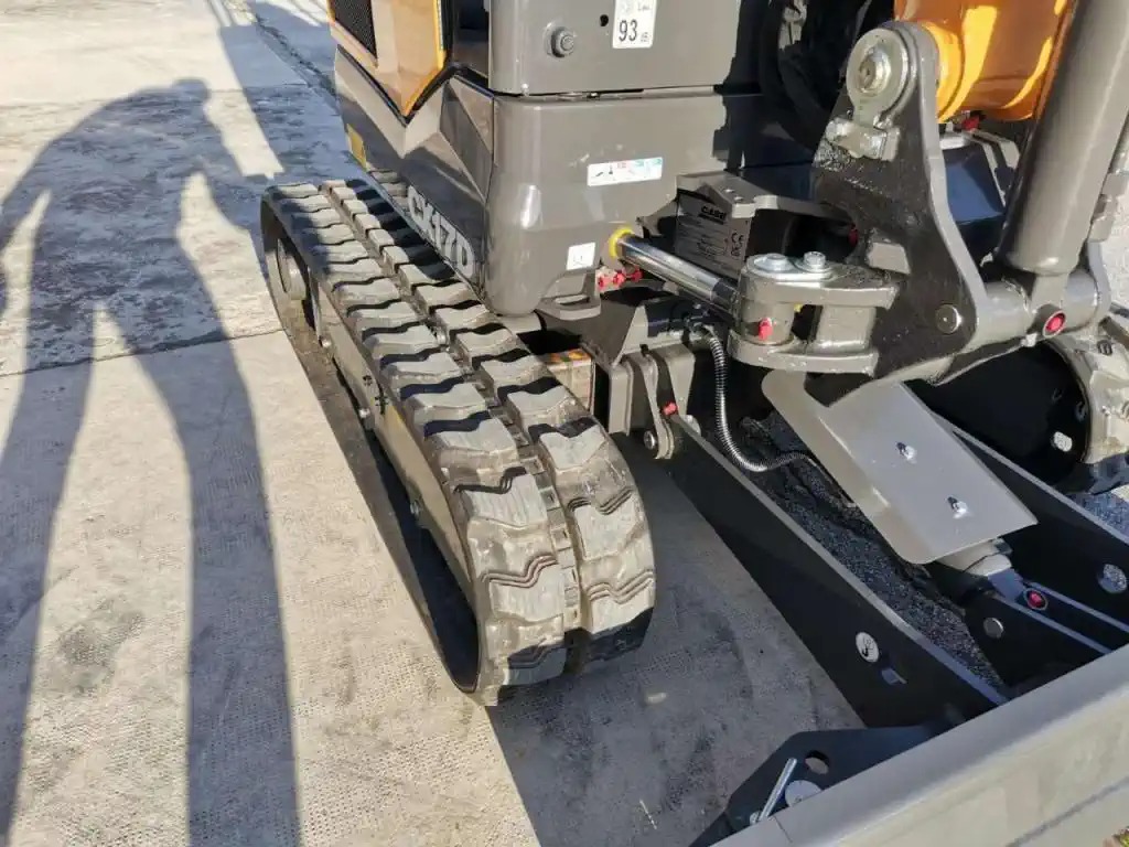 Mini-pelle CASE CX 17D – Occasion fiable et prête à l’emploi – Image 12