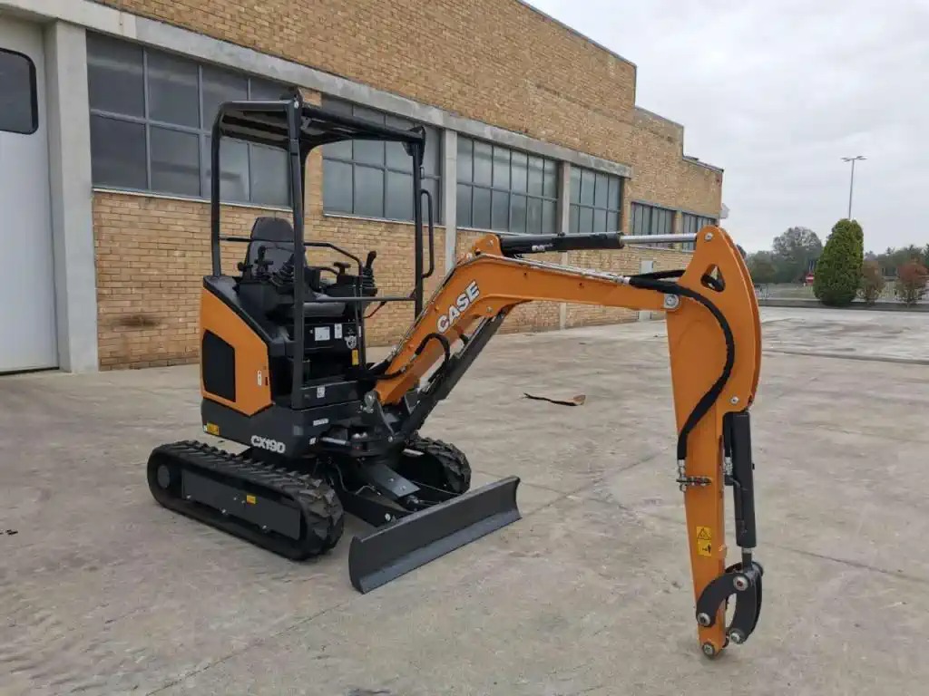 Mini-pelle CASE CX 19D – Occasion en très bon état, prête à l’emploi – Image 7