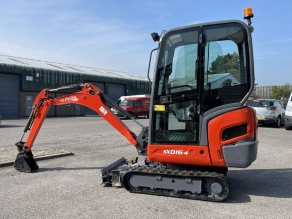 Mini-pelle Kubota KX016-4 (2013) – 1,6T – 2 971 h – Révisée avec cabine climatisée – Image 6