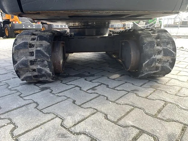 Mini-pelle Kubota KX018-4 d’occasion – Image 11