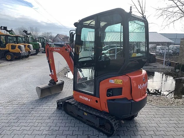 Mini-pelle Kubota KX018-4 d’occasion