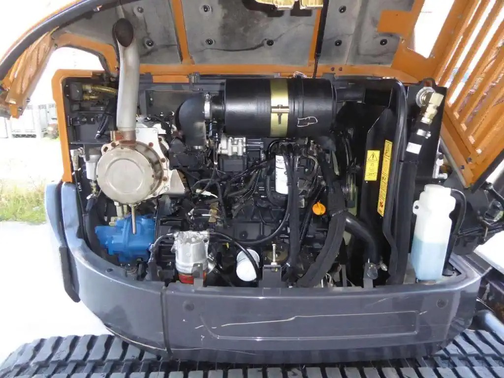 Mini-pelle compacte CASE CX 60C – modèle d’occasion – Image 26