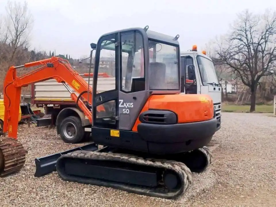 Mini-pelle d’occasion Airman Hitachi ZX50 – Fiable, puissante et prête à l’emploi