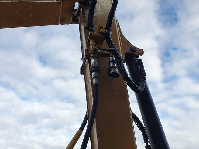 Mini-pelle d’occasion Caterpillar 302.5 – Image 10