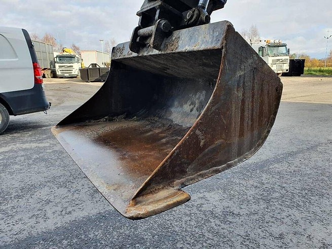 Mini-pelle d’occasion Caterpillar 302.5 – Image 8