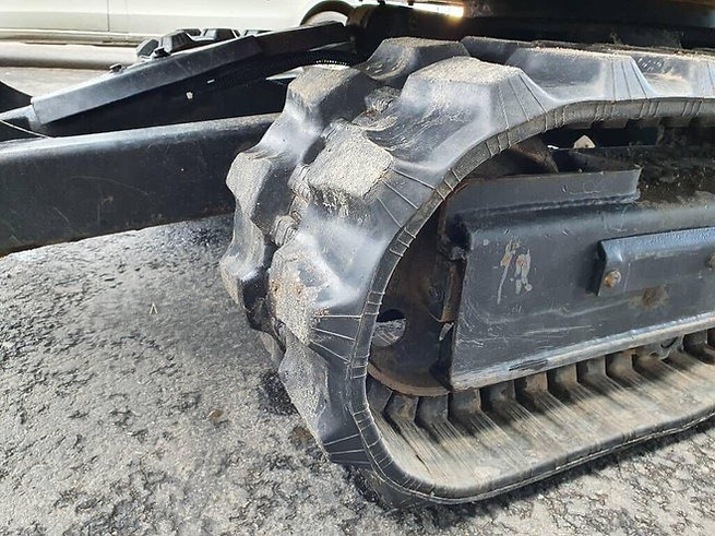 Mini-pelle d’occasion Caterpillar 302.5 – Image 5