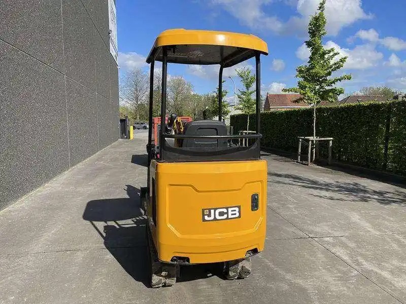 Mini-pelle d’occasion JCB 15C-1 – Image 3