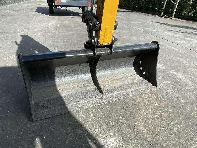 Mini-pelle d’occasion JCB 15C-1 – Image 16