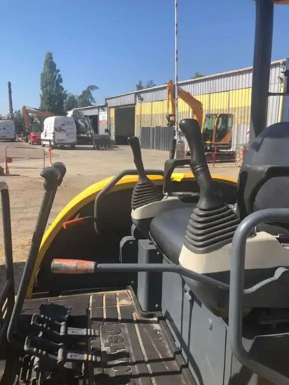 Mini-pelle d’occasion Komatsu PC30MR-2 – Image 5