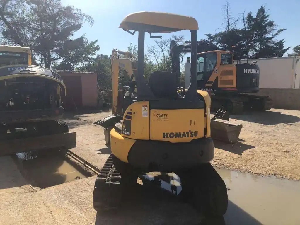 Mini-pelle d’occasion Komatsu PC30MR-2 – Image 3