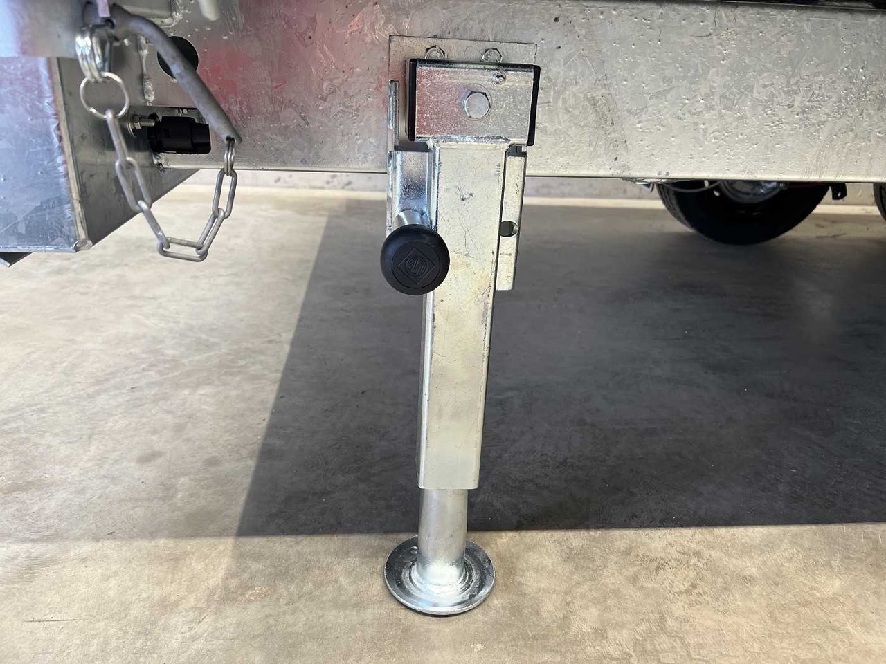 REMORQUE benne basculante SARIS basculement multidirectionnel Charge utile 2 536 kg – Image 3