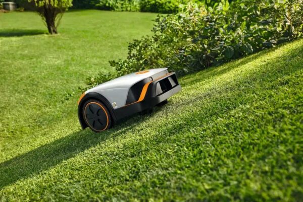 Robot tondeuse STIHL – iMOW 3 – Image 2