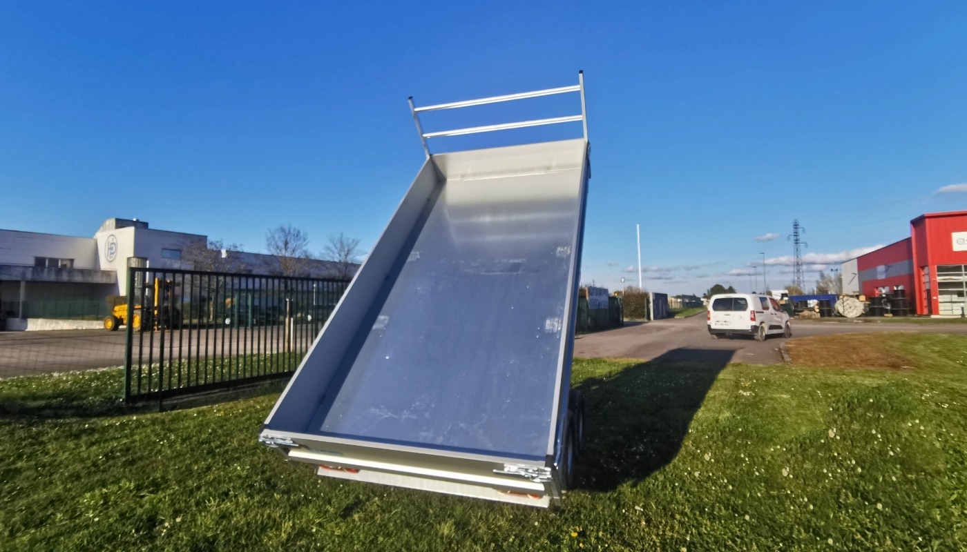 Remorque Benne DEBON PTAC 2000kg Pompe électrique – Image 3