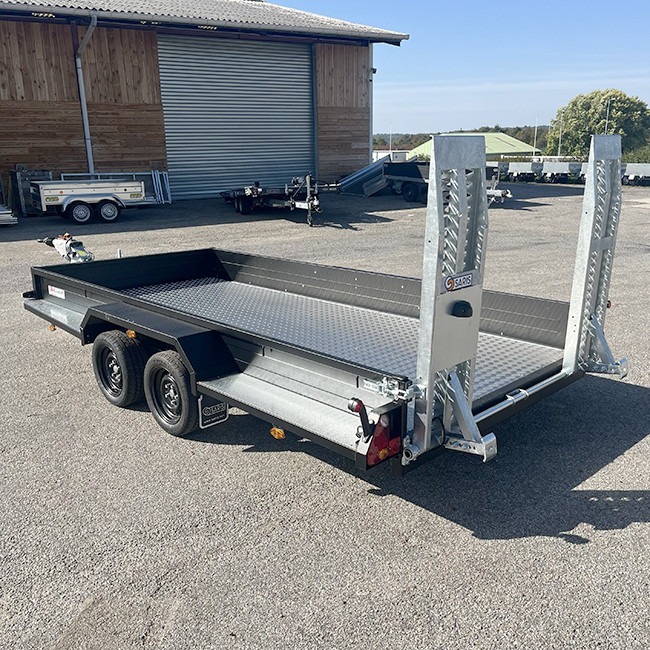 Remorque Saris Magnum Maxx PTAC 3500 kg Black Edition